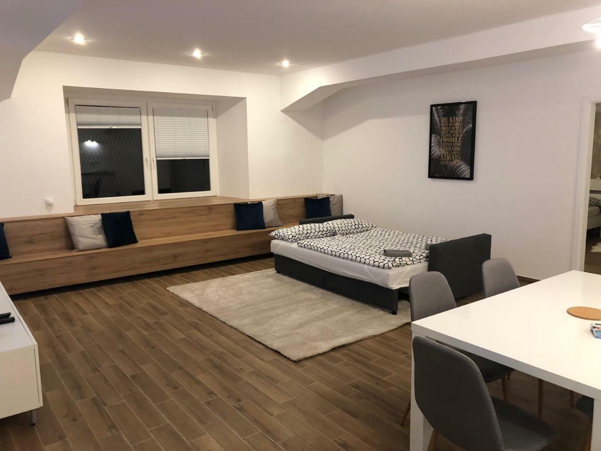 Jure Apartment In Ljubljana Eksteriør billede